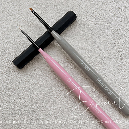 D.nail Gokubitsu Liner Brush