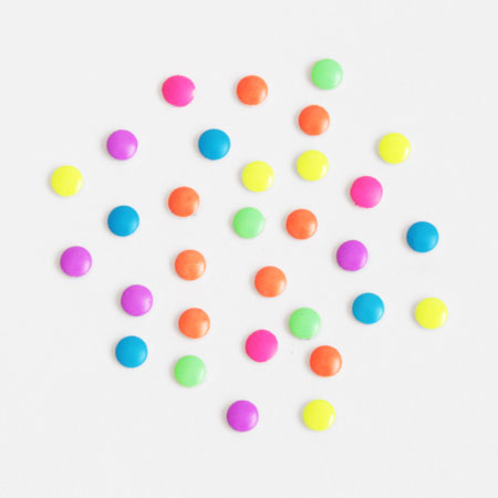 SHAREYDVA  neon studs  Round Assortment