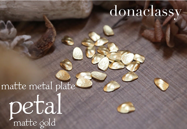 Donaclassy matte metal plate petal Matte Gold 8P  7mm in length X 7mm in width