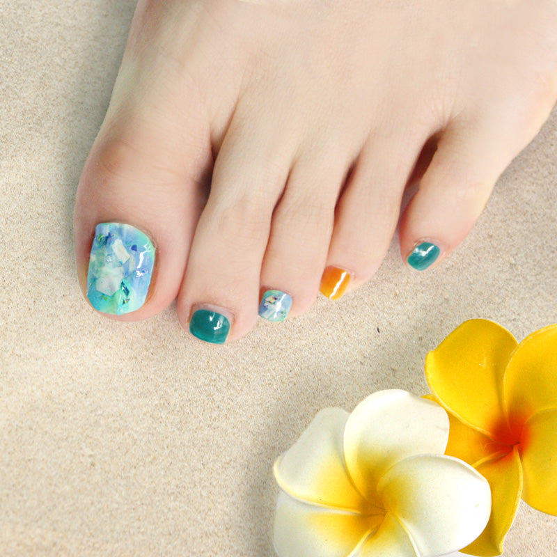 Tsumekira ASHIKIRA  produced by cranberry nail