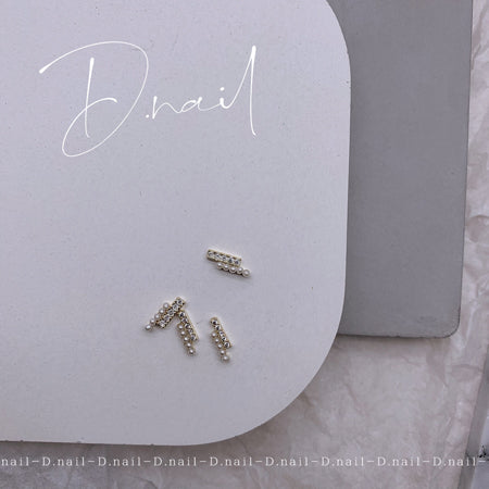+ D D.nail Stick Crystal Pearl  Gold 2 pieces