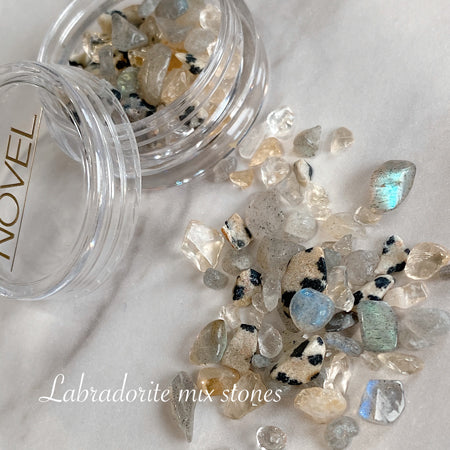 NOVEL ◆ Labradorite Mix Stone