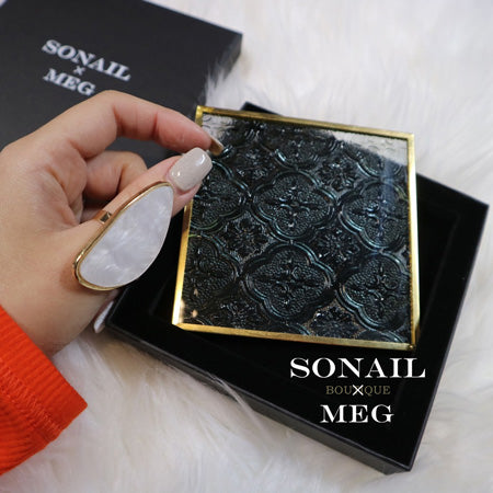 SONAIL Flower Design Gold Frame Palette MEG000124