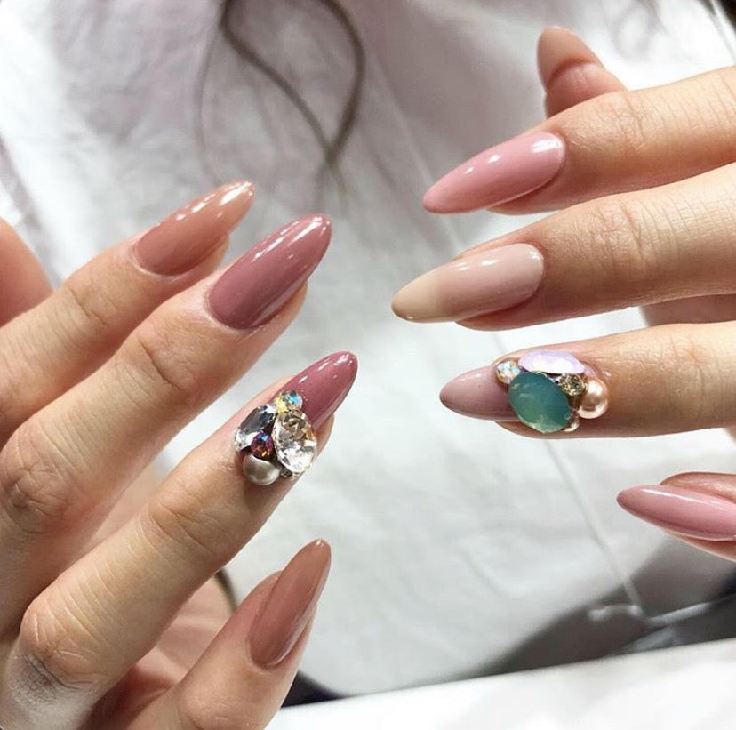 More Couture Color Gel F606 Amelia 5g
